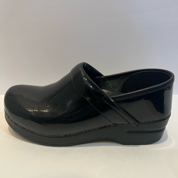 Dansko Black Patent Leather Clogs - Picture 2 of 5